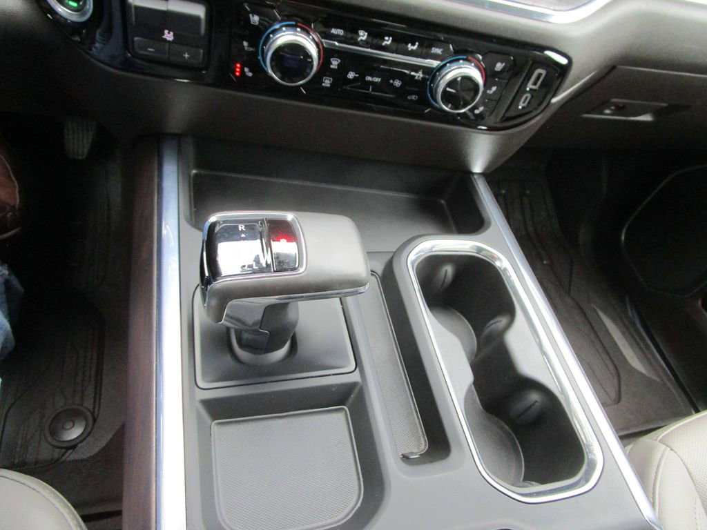 Used 2024 GMC Sierra 1500 SLT w/ SLT Premium Plus Package image 43