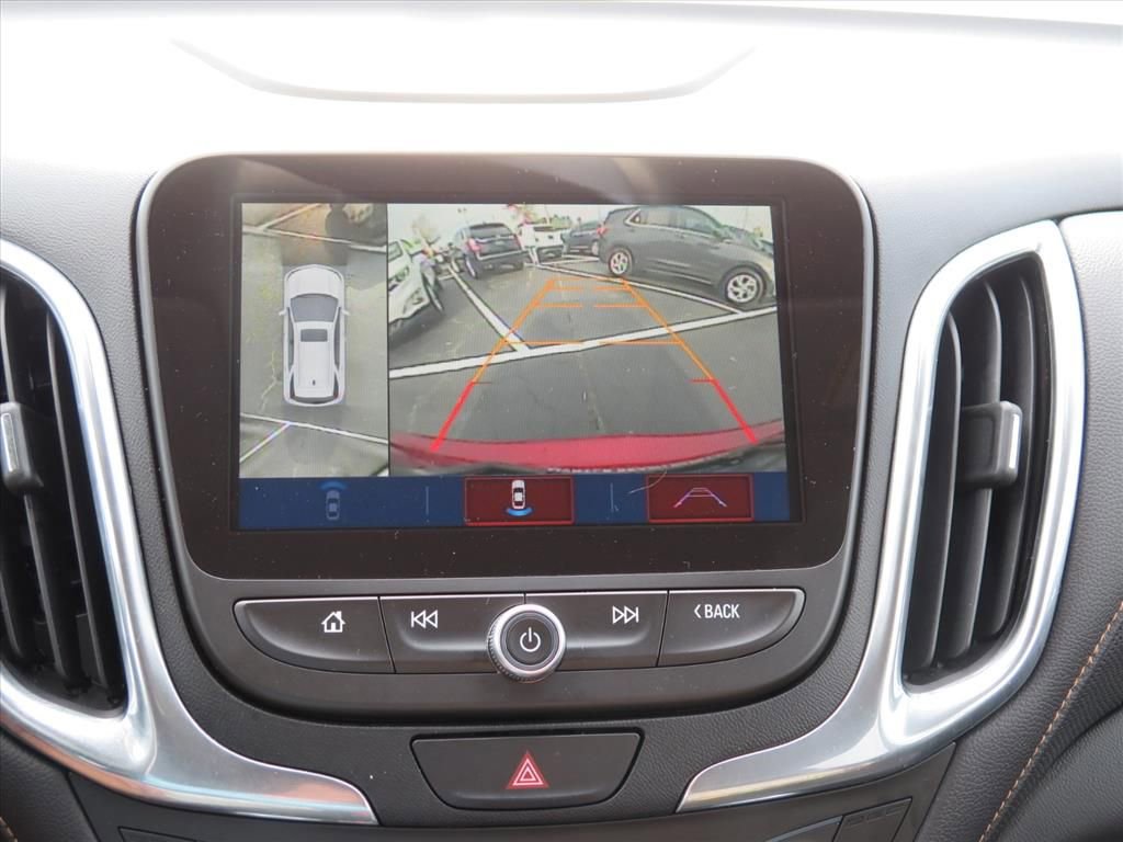 Used 2018 Chevrolet Equinox Premier image 13