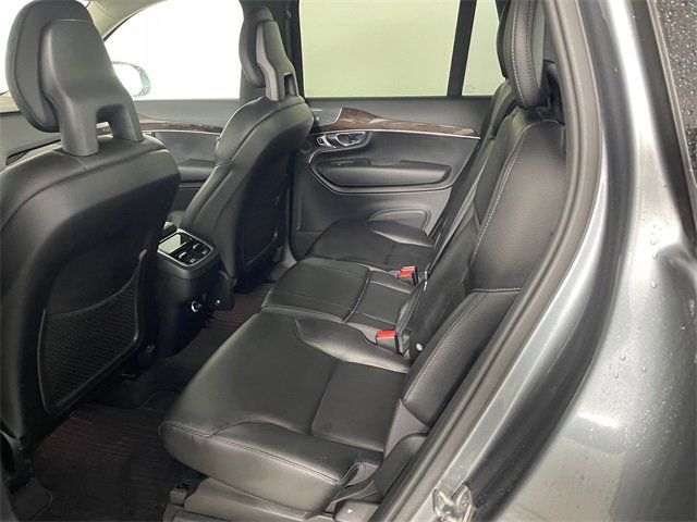 Used 2017 Volvo XC90 T6 Momentum w/ Vision Package image 13