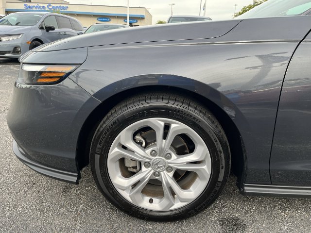 Used 2025 Honda Accord LX image 21