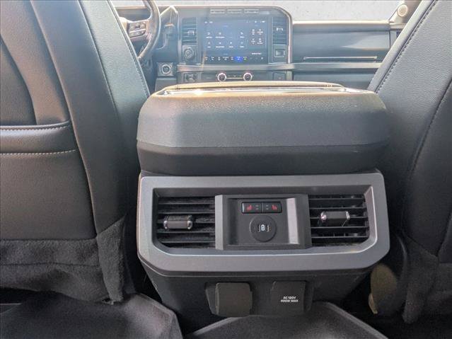 Used 2024 Ford F250 Lariat w/ Lariat Ultimate Package AWD/4WD image 13