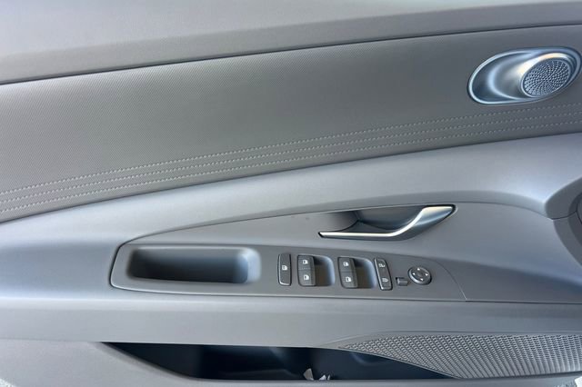 New 2026 Hyundai Elantra SE image 11