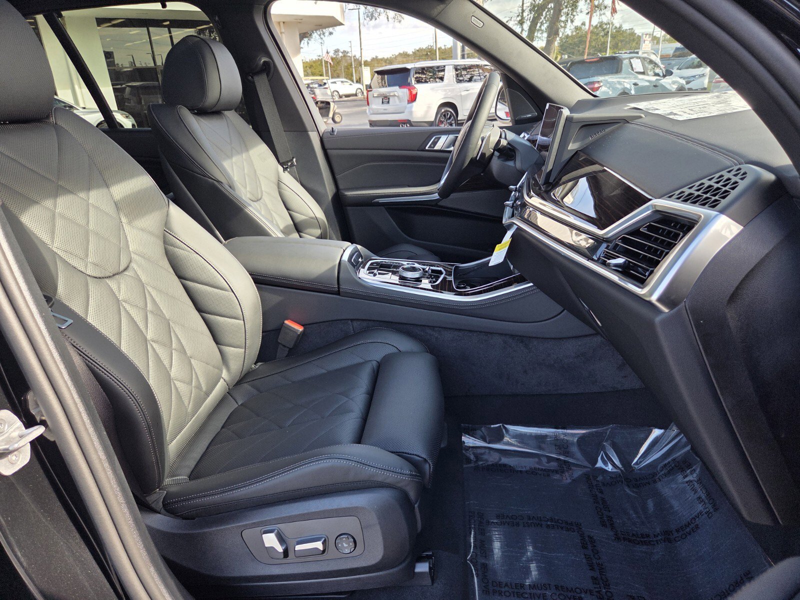 New 2026 BMW X5 xDrive50e w/ Executive Package image 17