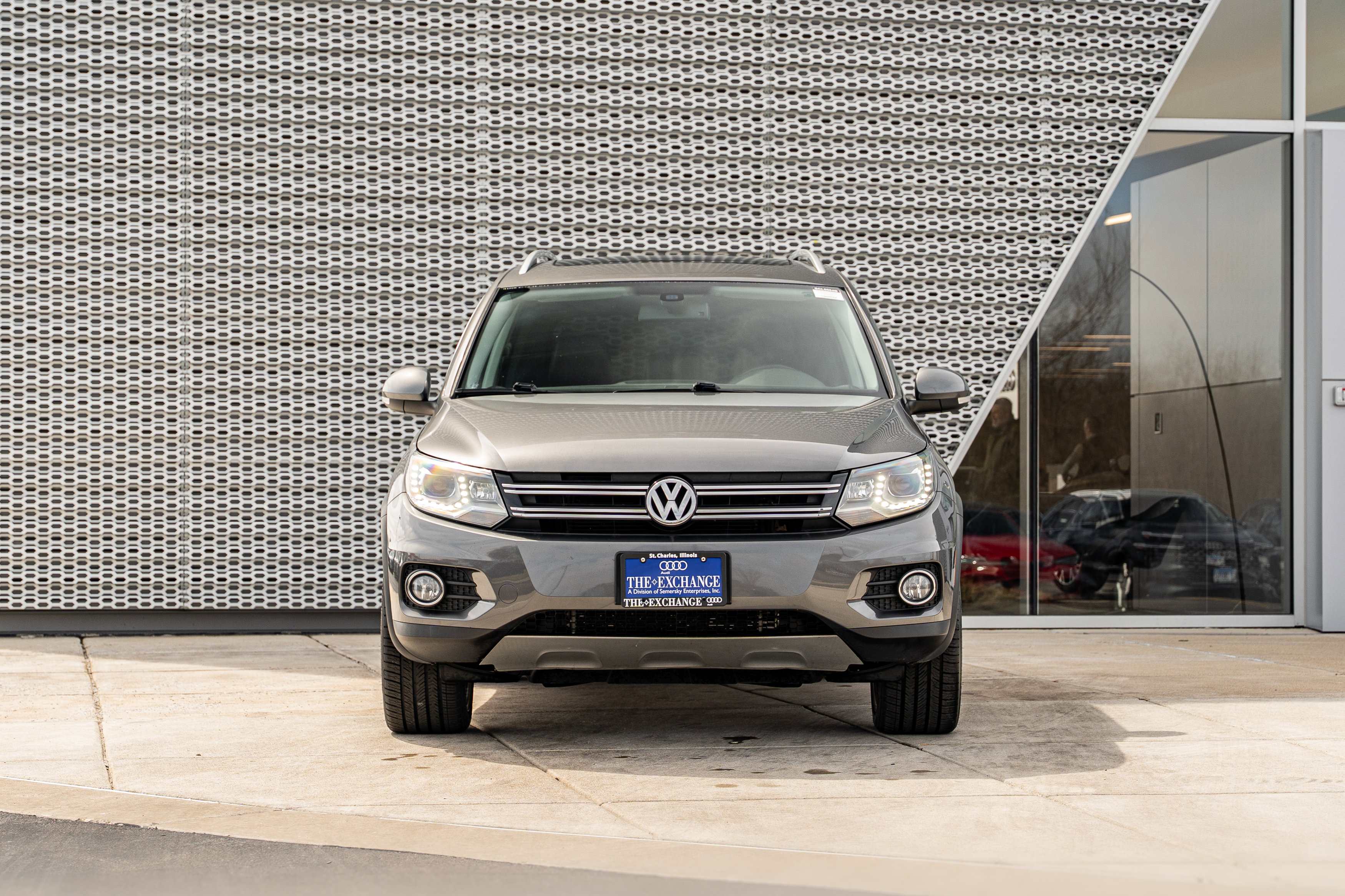 Used 2016 Volkswagen Tiguan SEL image 33