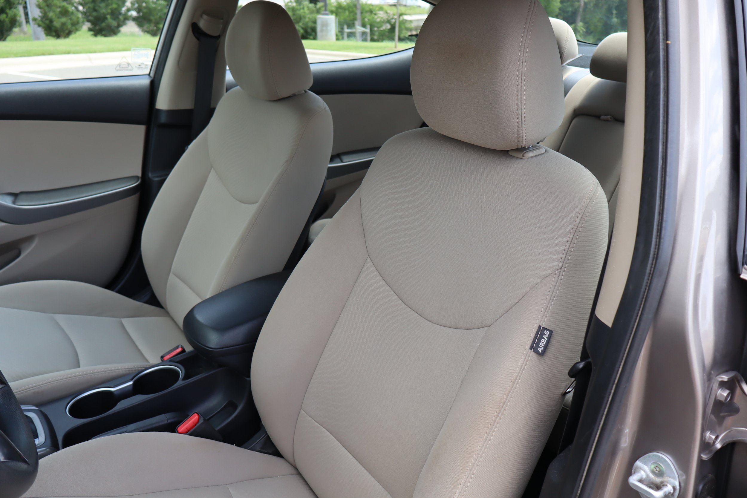 Used 2016 Hyundai Elantra SE FWD image 15