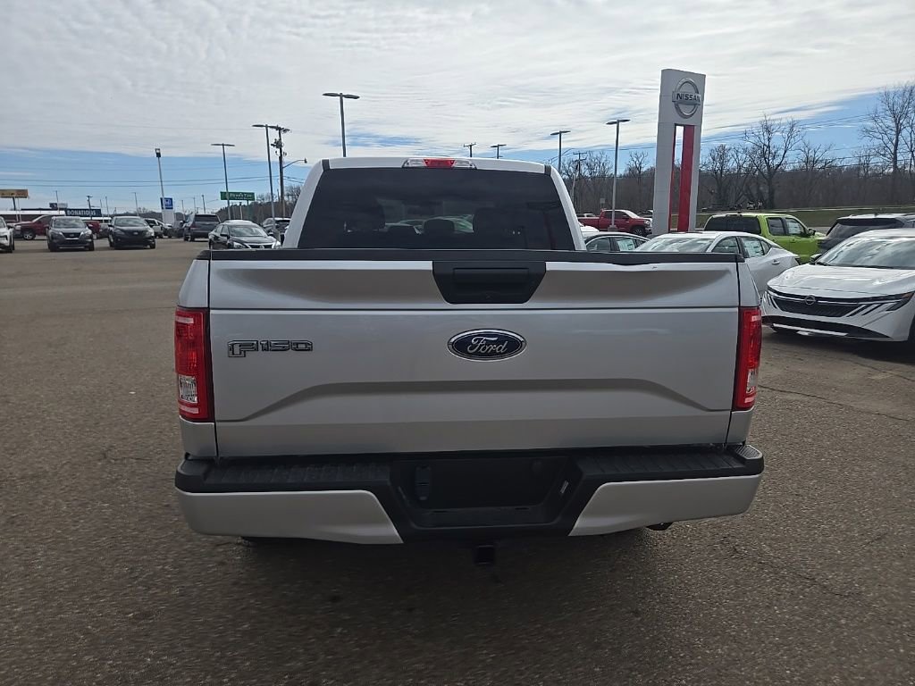 Used 2017 Ford F150 XL w/ Equipment Group 101A Mid AWD/4WD image 7