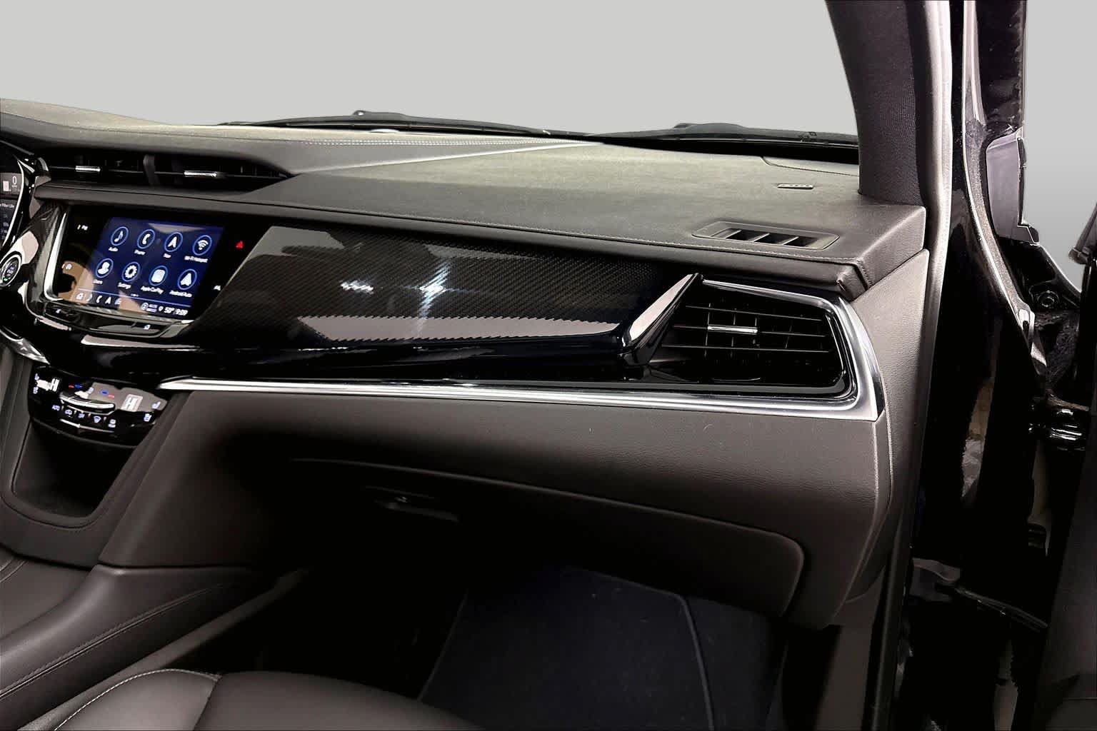 Used 2025 Cadillac XT6 Sport AWD/4WD image 18