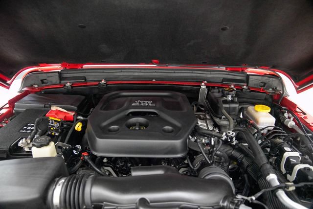 Used 2020 Jeep Wrangler Unlimited Sahara w/ Safety Group AWD/4WD image 10