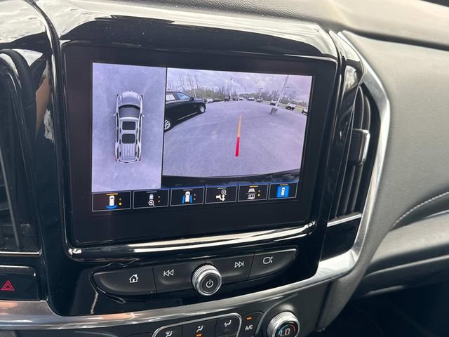 Used 2023 Chevrolet Traverse LT image 37