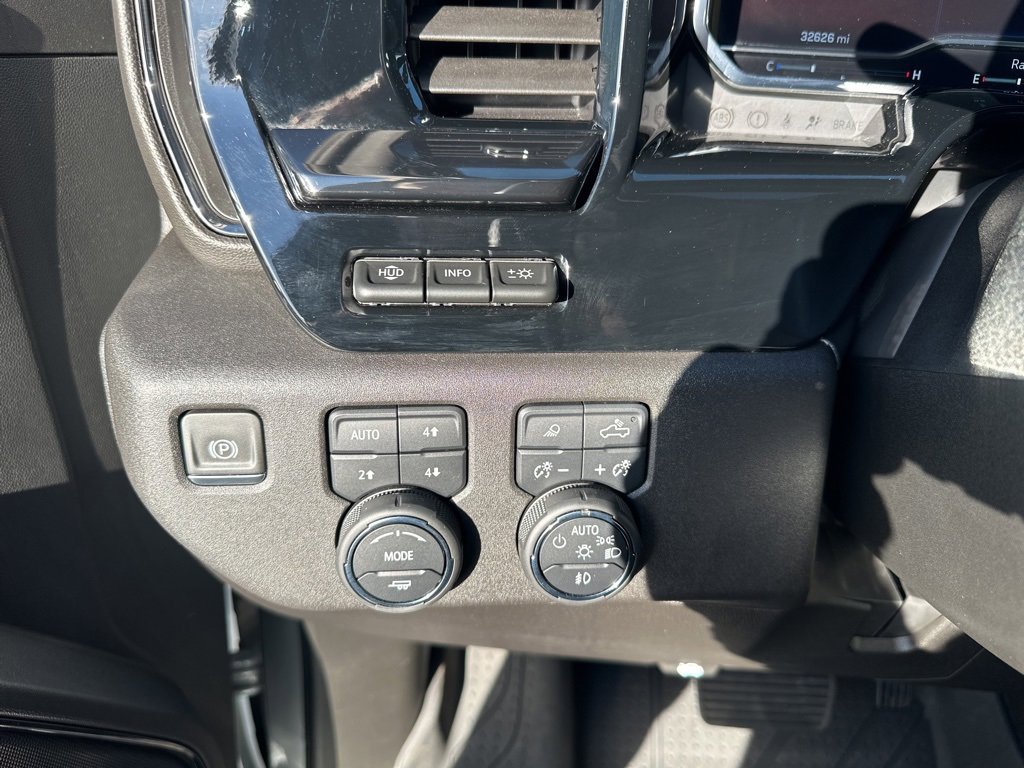 Certified 2024 Chevrolet Silverado 2500 ZR2 w/ Technology Package image 11