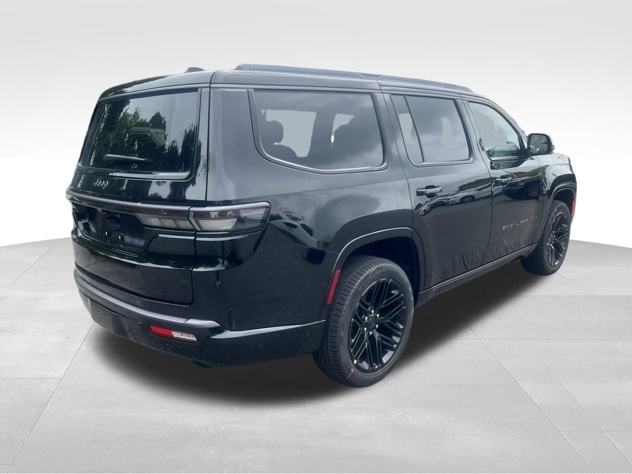 New 2026 Jeep Grand Wagoneer Limited AWD/4WD image 5