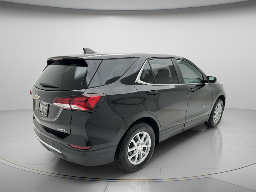 Used 2023 Chevrolet Equinox LT AWD/4WD image 3