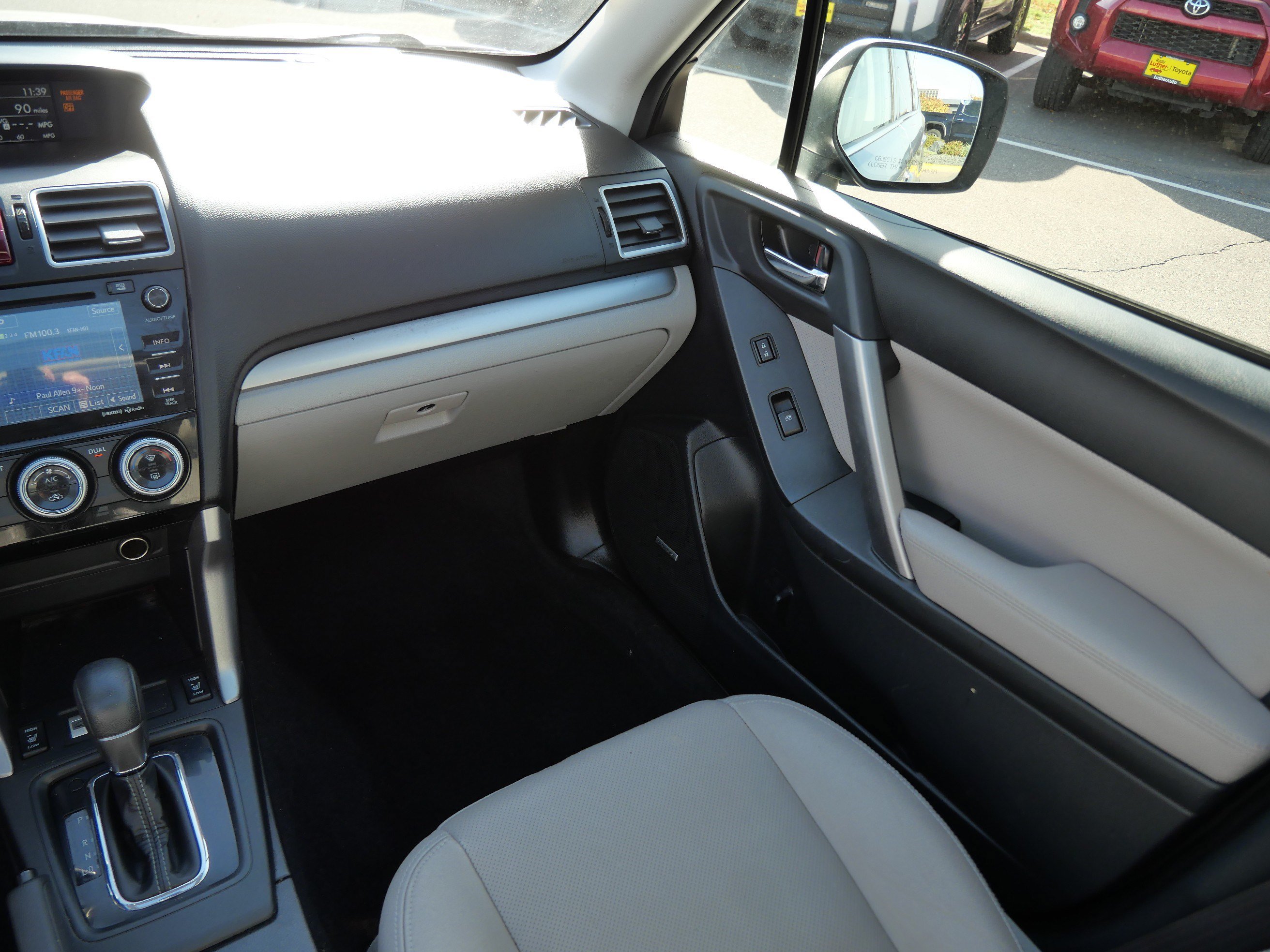 Used 2016 Subaru Forester 2.5i Touring w/ Eyesight & Navigation System AWD/4WD image 11
