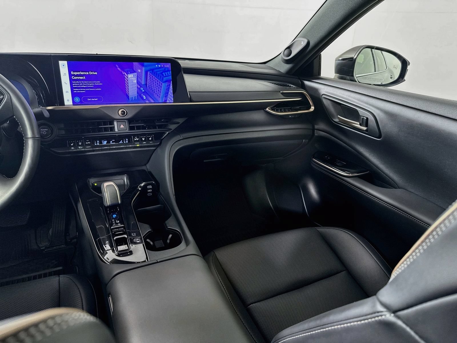 Certified 2025 Toyota Crown w/ Advanced Technology Package AWD/4WD image 23