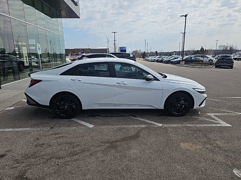 New 2026 Hyundai Elantra Sport FWD image 6
