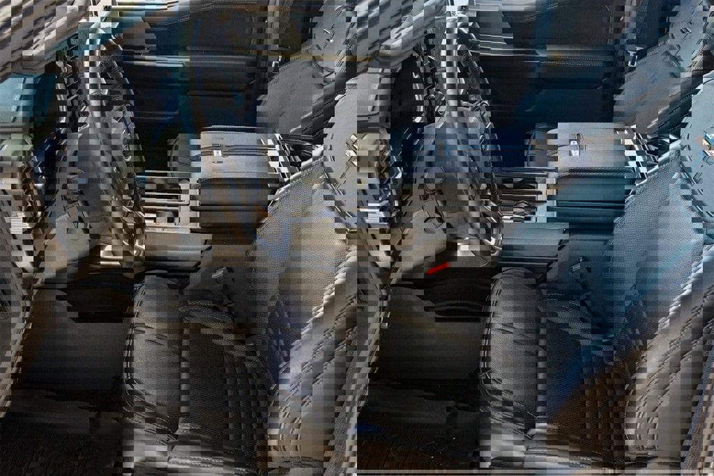 Used 2024 Ford F150 Platinum image 10