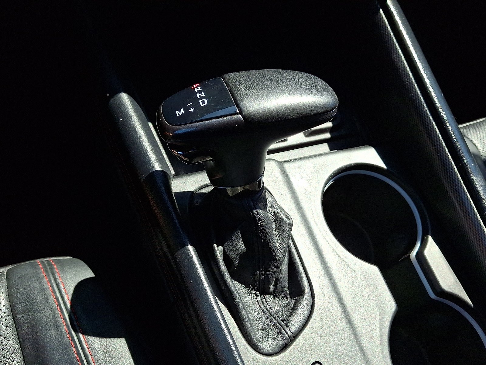 Used 2023 Dodge Durango R/T AWD/4WD image 16