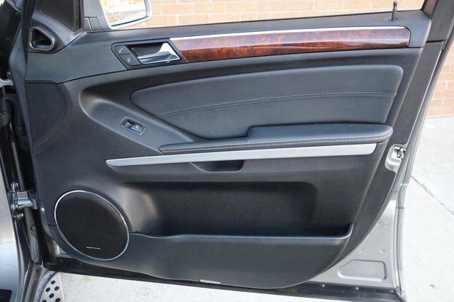 Used 2011 Mercedes-Benz GL 450 4MATIC image 24