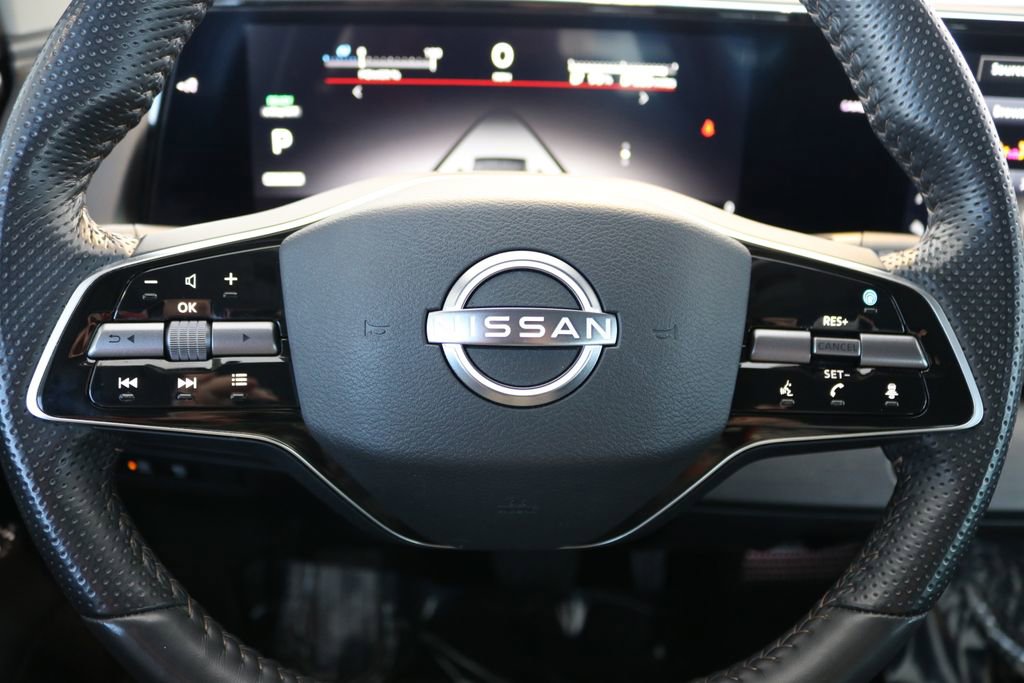 Used 2023 Nissan Ariya AWD image 44
