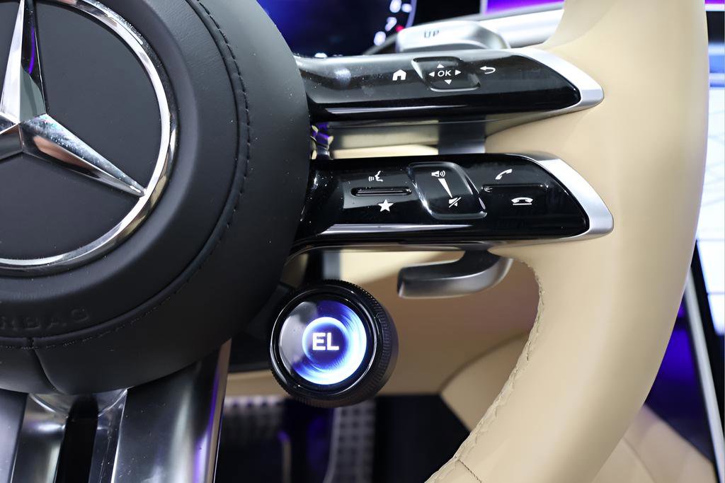 Used 2025 Mercedes-Benz S 63 AMG S image 22