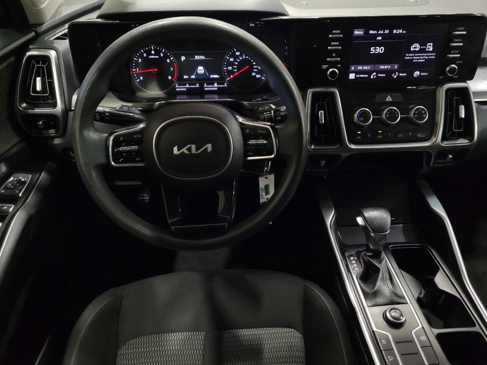 Used 2023 Kia Sorento LX FWD image 22