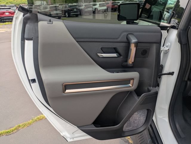 Certified 2025 GMC Hummer EV 3X AWD/4WD image 30