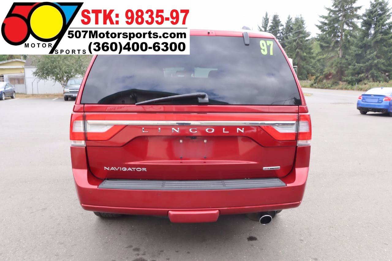 Used 2015 Lincoln Navigator 4WD w/ Equipment Group 101A Reserve image 6