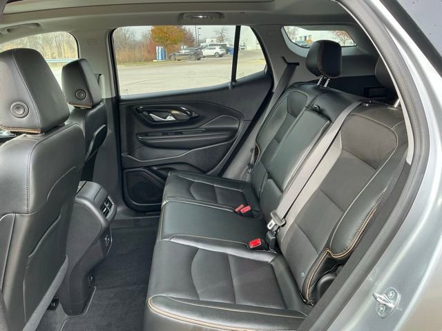 Used 2024 GMC Terrain AT4 image 34