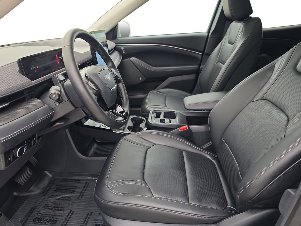 Used 2025 Ford Mustang Mach-E Premium RWD image 12