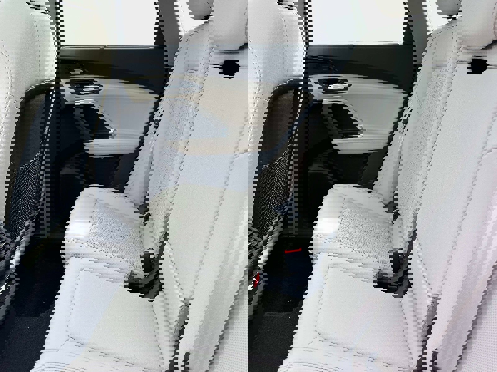 New 2025 Audi Q5 Prestige image 14