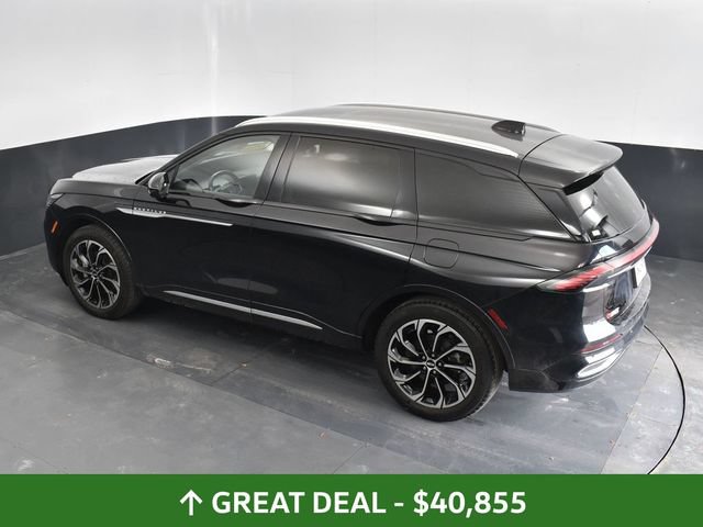 Used 2024 Lincoln Nautilus Reserve AWD/4WD image 36