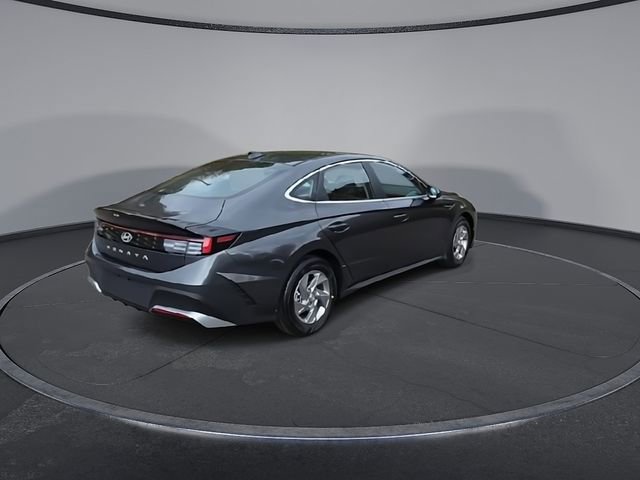 New 2026 Hyundai Sonata SE FWD image 9