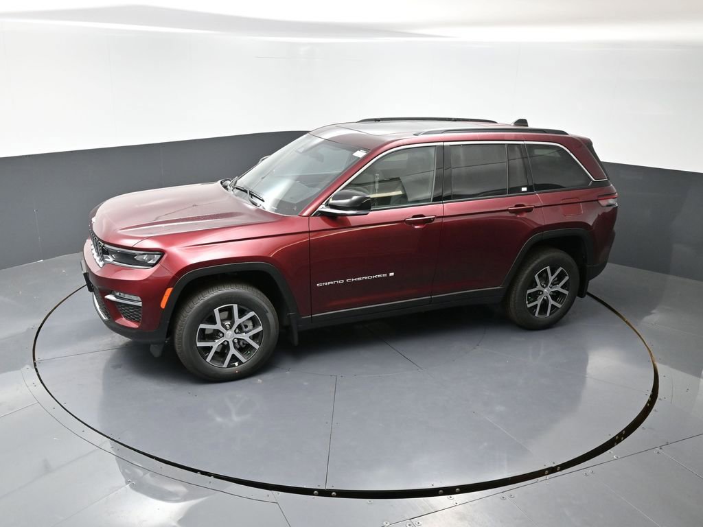 New 2025 Jeep Grand Cherokee Limited w/ Trailer Tow Package image 44