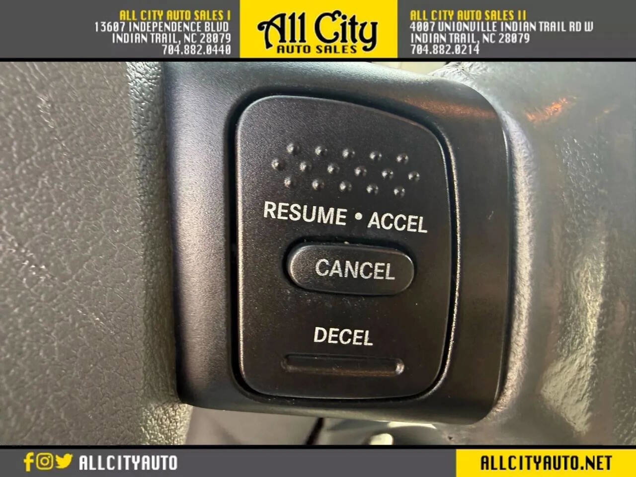 Used 2007 Dodge Ram 1500 Truck SLT image 19