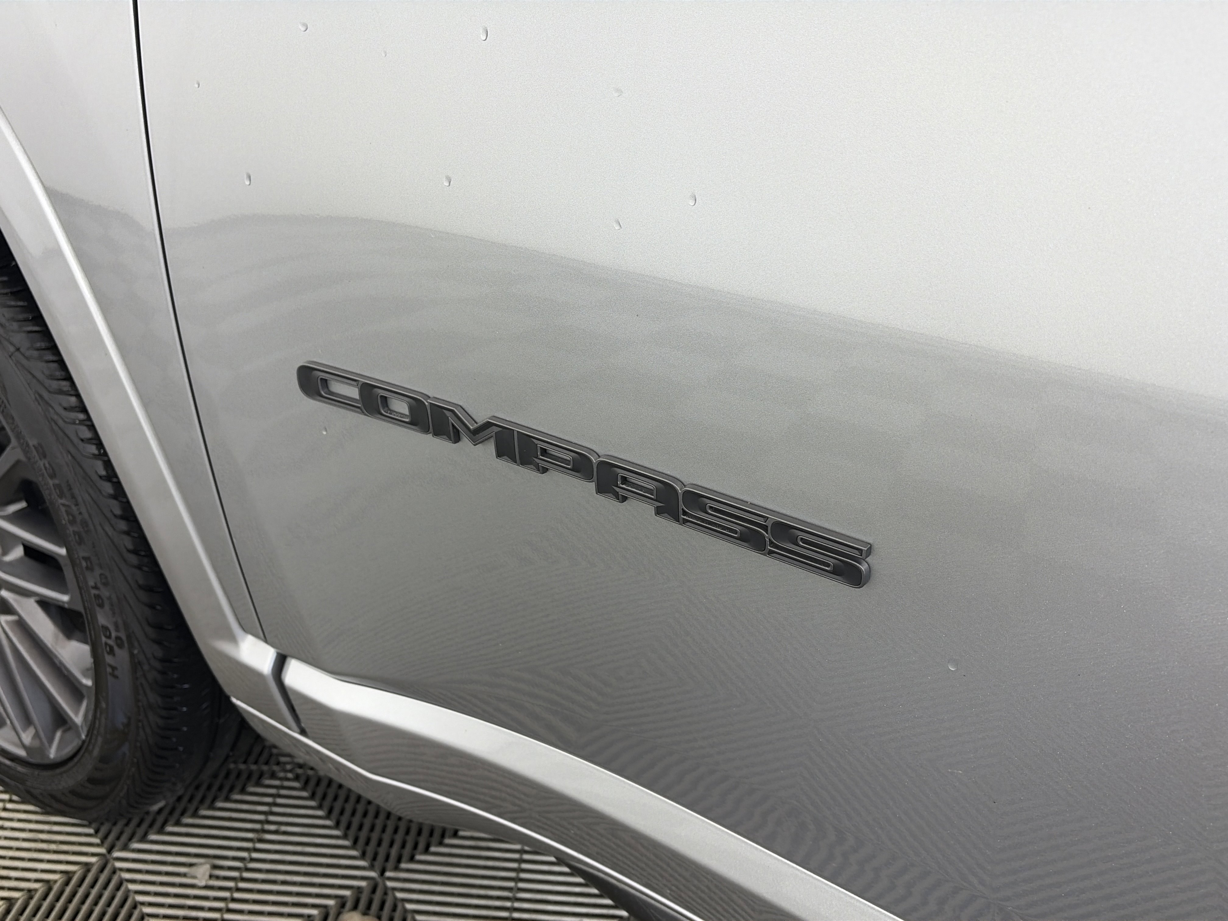 Used 2023 Jeep Compass High Altitude image 17