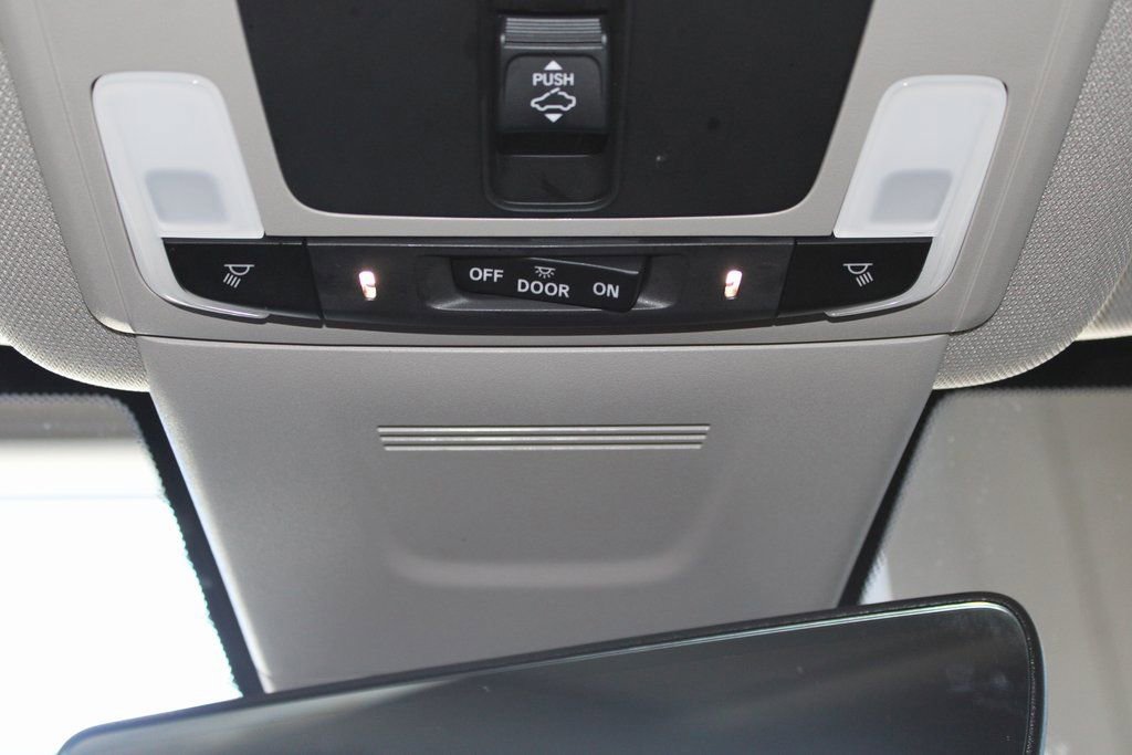 Used 2025 Honda CR-V EX-L image 40