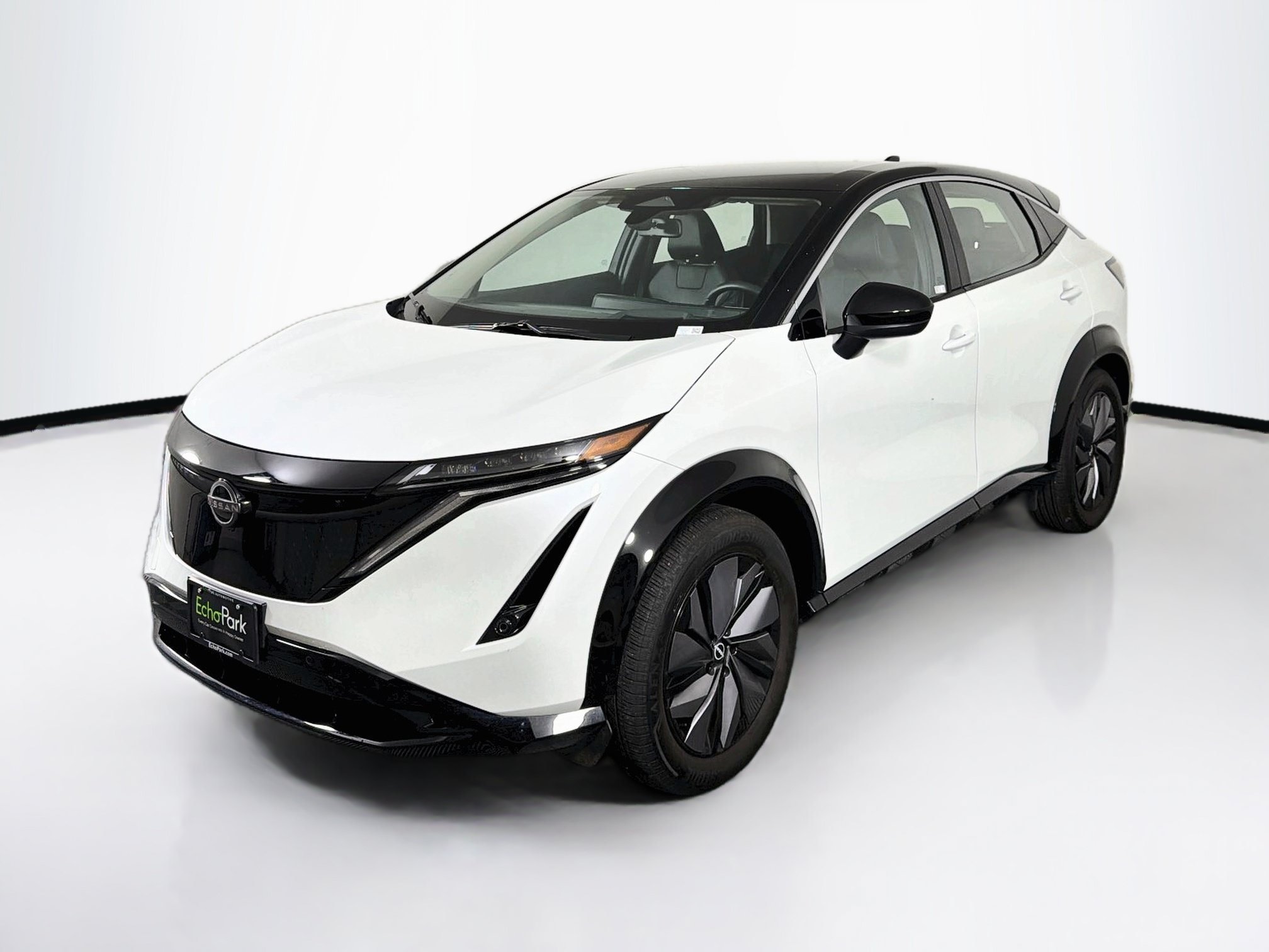 Used 2024 Nissan Ariya FWD image 3