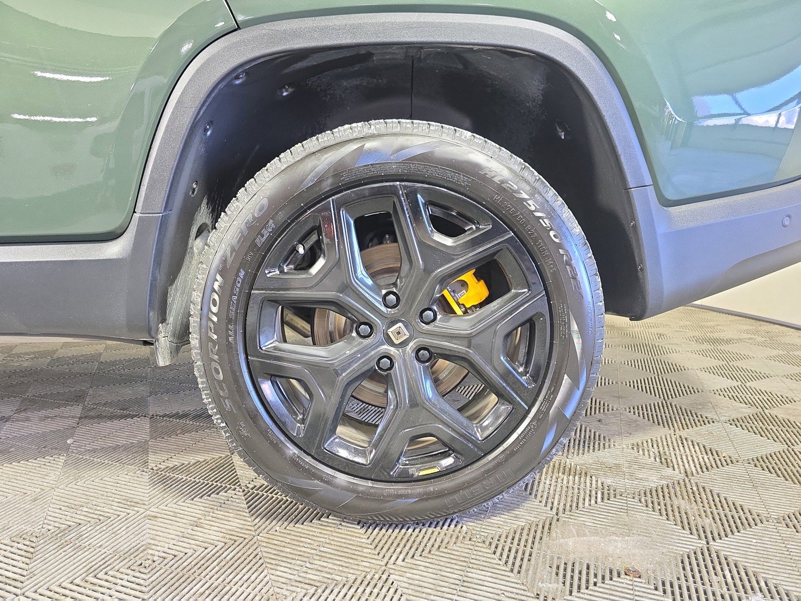 Used 2022 Rivian R1T Launch Edition image 10