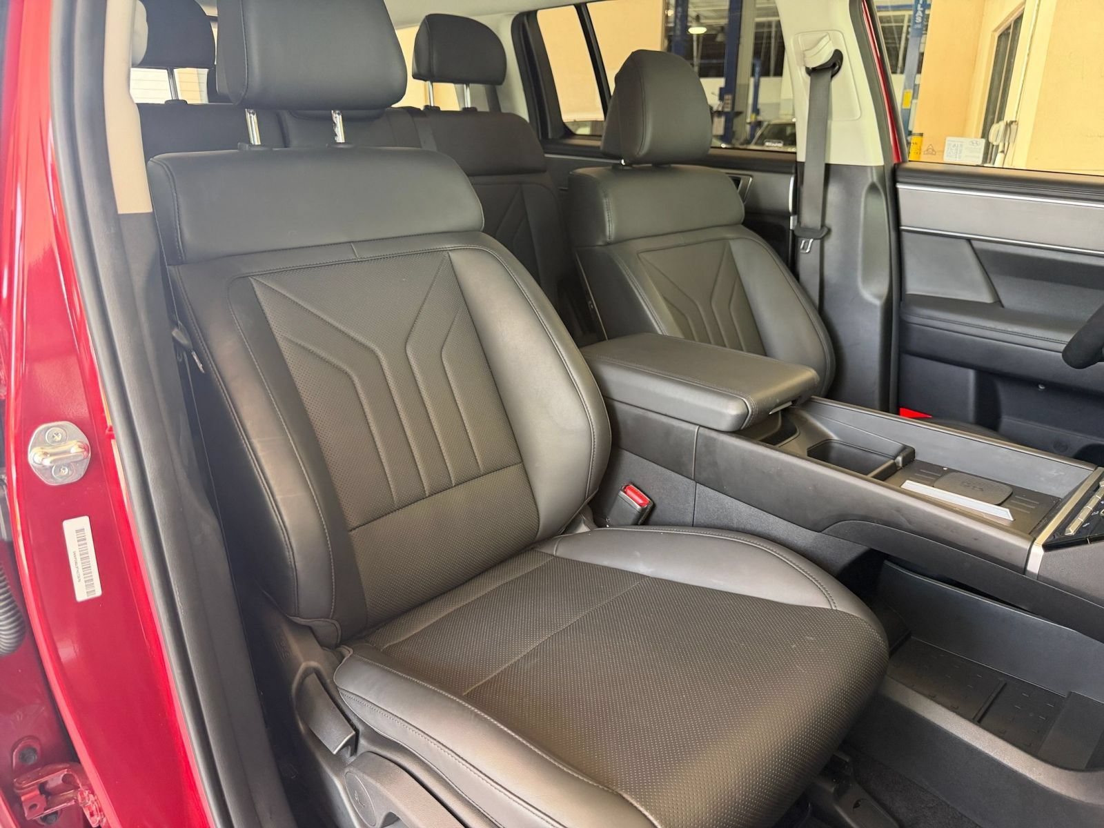 Used 2026 Hyundai Santa Fe SEL FWD image 33