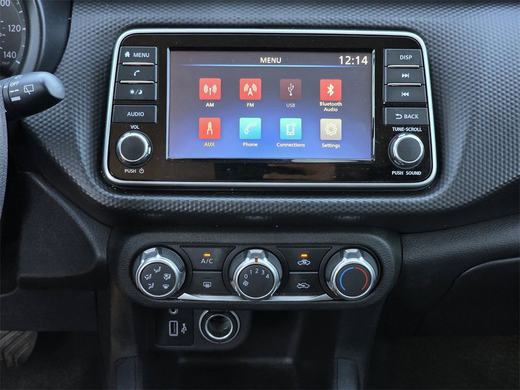 Used 2022 Nissan Kicks S image 15