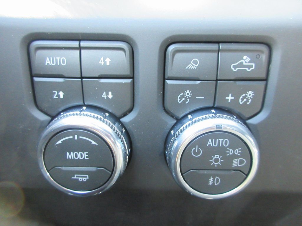 New 2026 GMC Sierra 3500 AT4 w/ AT4 Premium Plus Package image 18