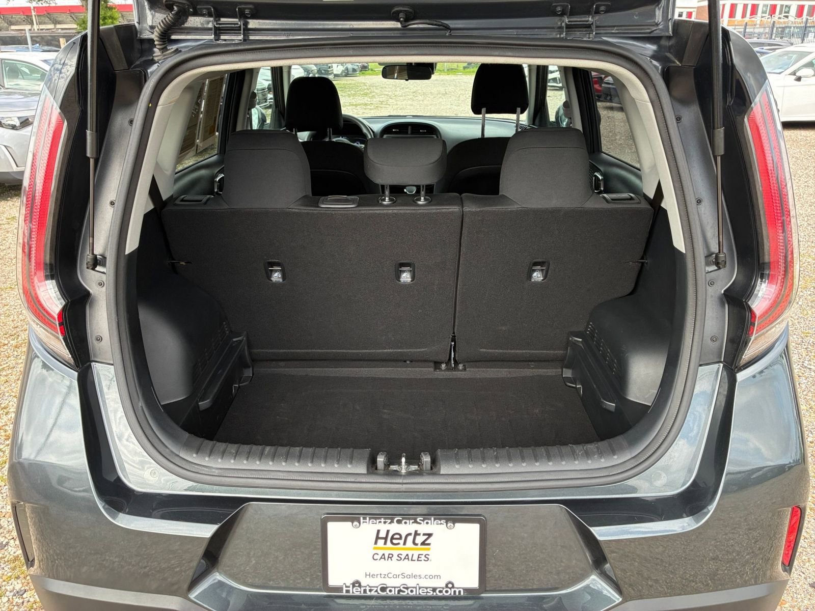 Used 2025 Kia Soul LX w/ LX Technology Package image 24