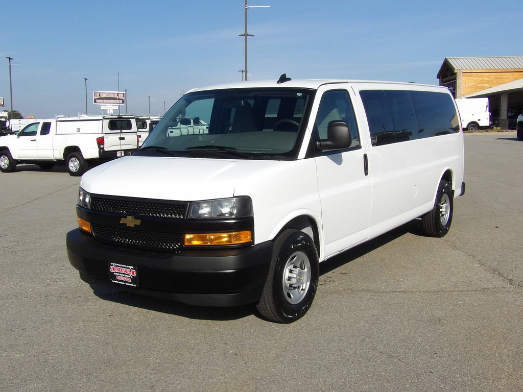 Used 2024 Chevrolet Express 3500 LS RWD image 63