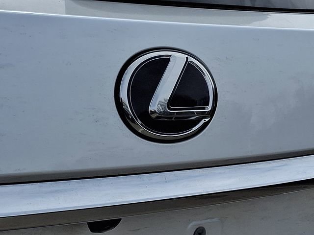 Used 2019 Lexus RX 450hL Luxury w/ Accessory Package image 30