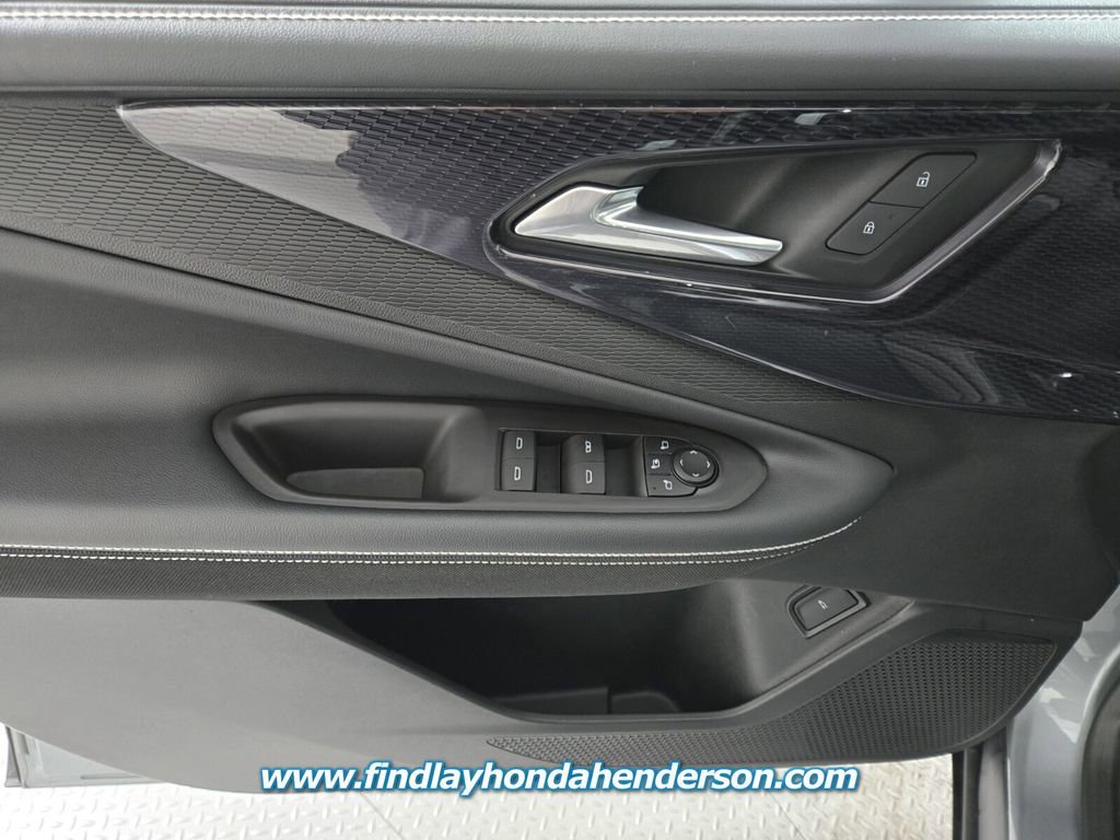 Used 2024 Chevrolet Blazer EV LT image 15