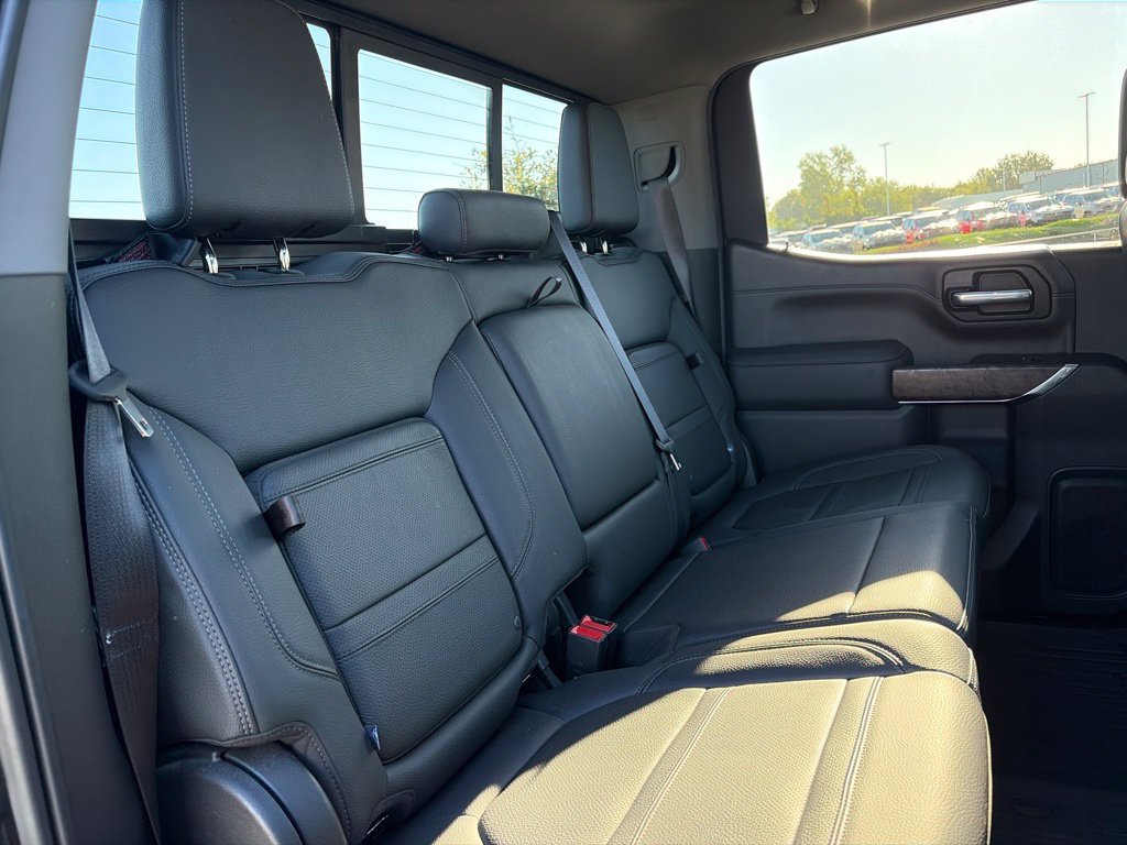 Used 2021 GMC Sierra 1500 Denali w/ Denali Ultimate Package AWD/4WD image 39