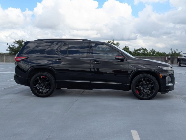 Used 2023 Chevrolet Traverse Premier w/ Redline Edition image 4