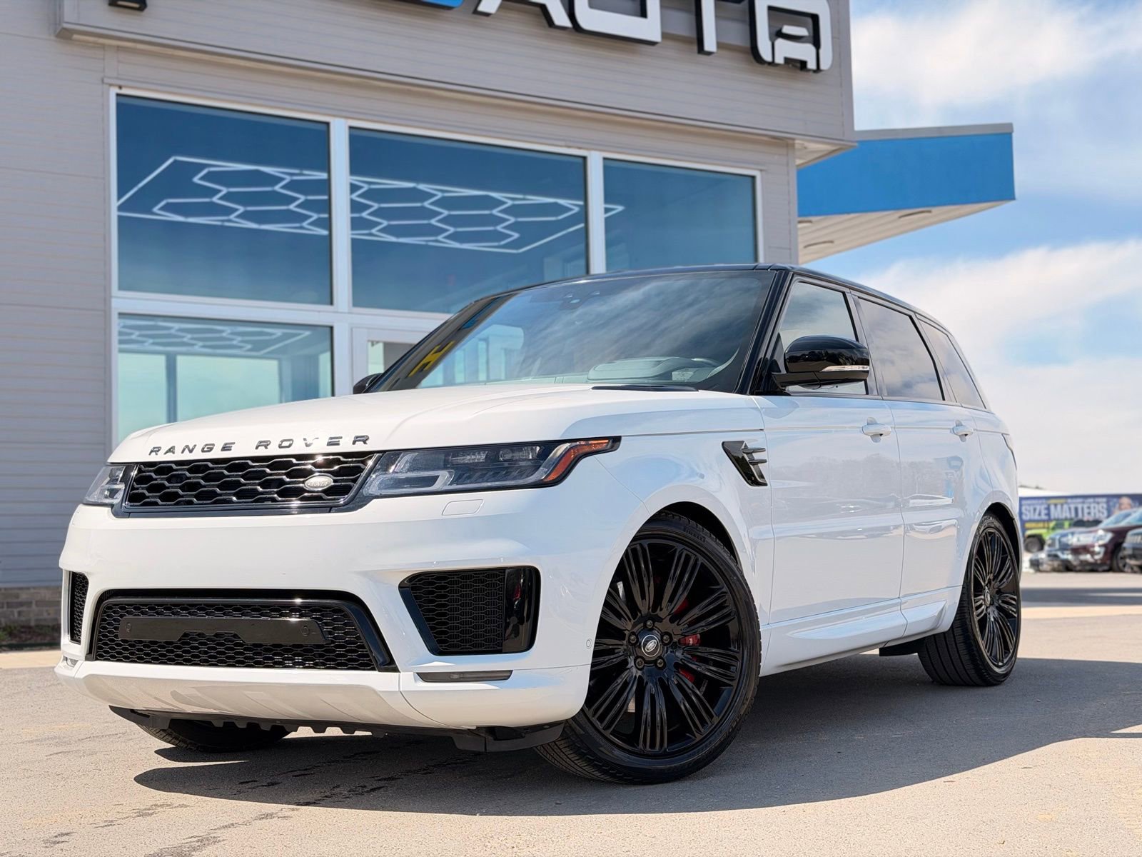 Used 2020 Land Rover Range Rover Sport HSE Dynamic image 13