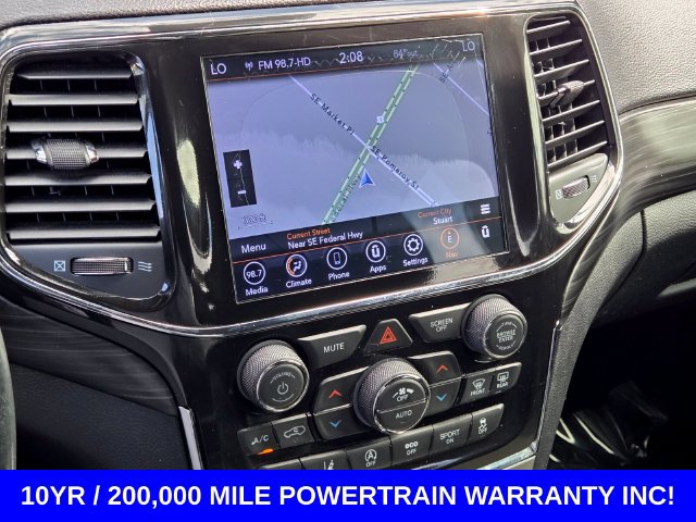 Used 2020 Jeep Grand Cherokee Laredo w/ 18" Wheel & 8.4" Radio Group RWD image 23