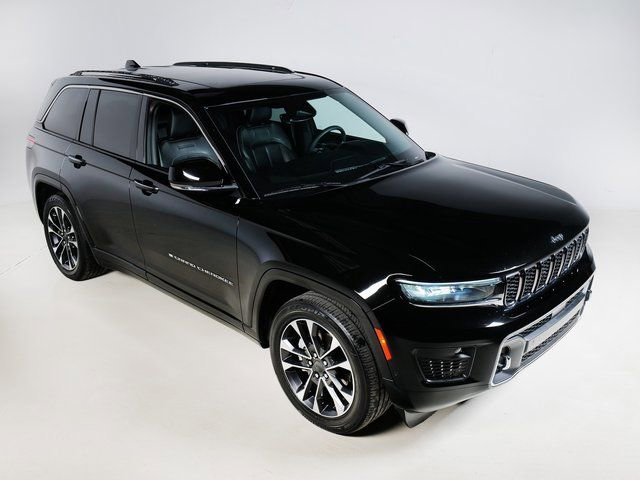Used 2023 Jeep Grand Cherokee Overland image 31